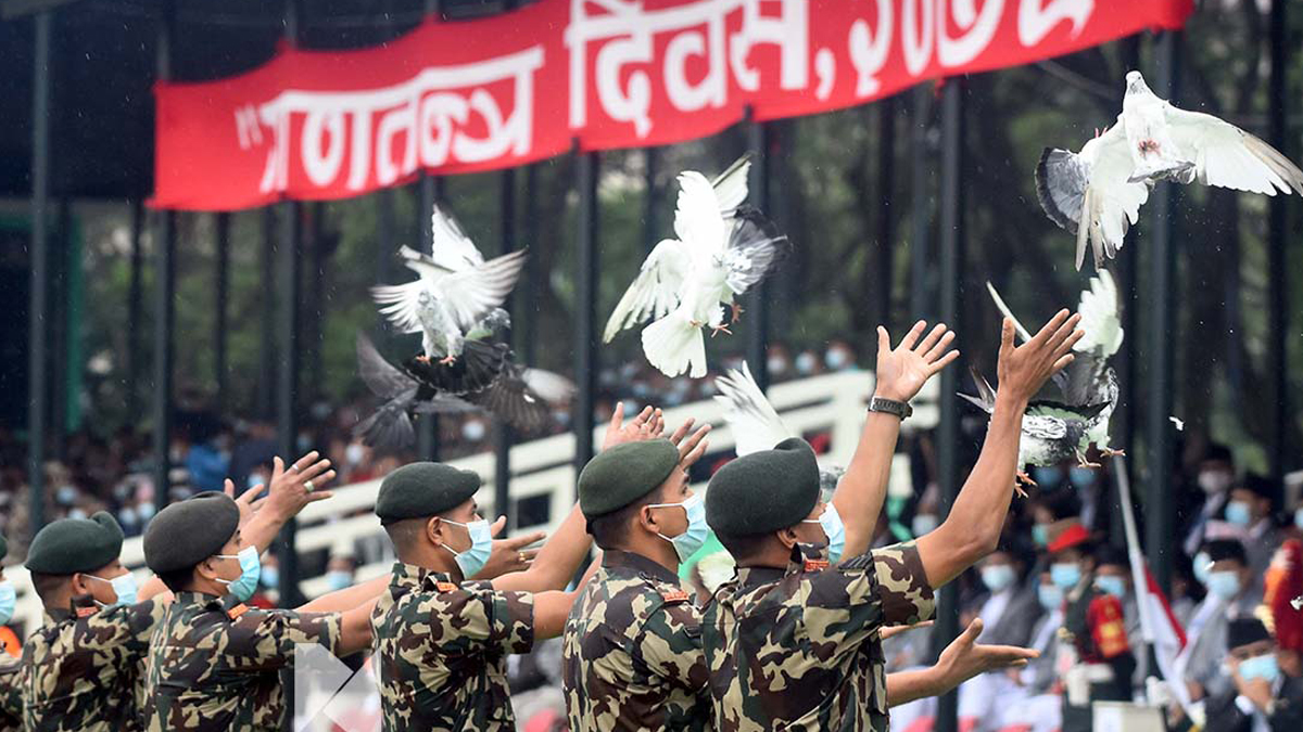 आज १६ औं गणतन्त्र दिवस, विभिन्न कार्यक्रम गरी मनाईदैं